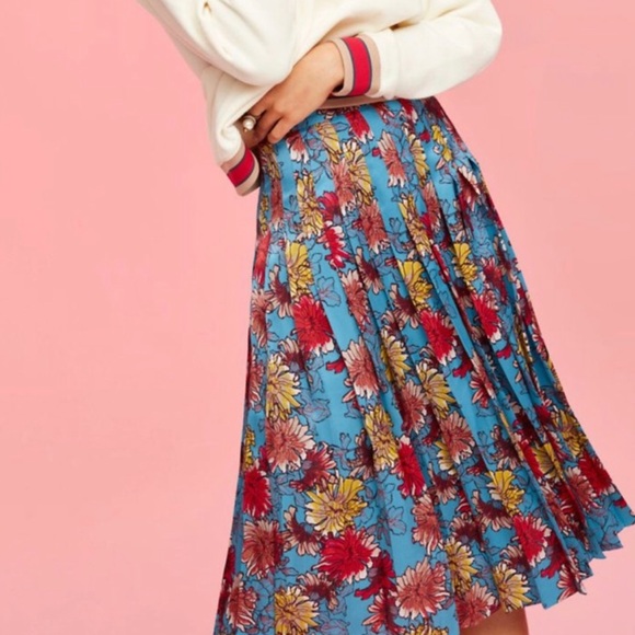 SOLD LITTLE MOON Blue Floral Olyra Pleated Skirt - Picture 3 of 4